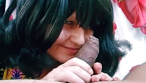 Amateur interracial movie showing a brunette deepthroat sex