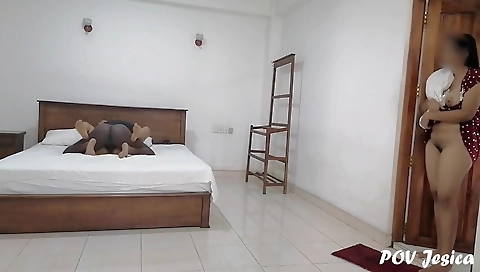 horny amateur wife pleases the guy that should be fucked