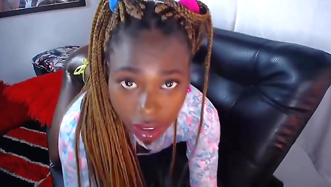 Sexy ebony babe with a bubble butt is analized in pov