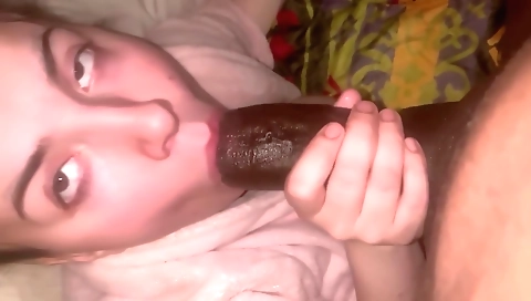 Big booty teen 18+ sucking me off and he is so horny