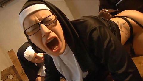 Big booty milf gives her stepson a blowjob and cums